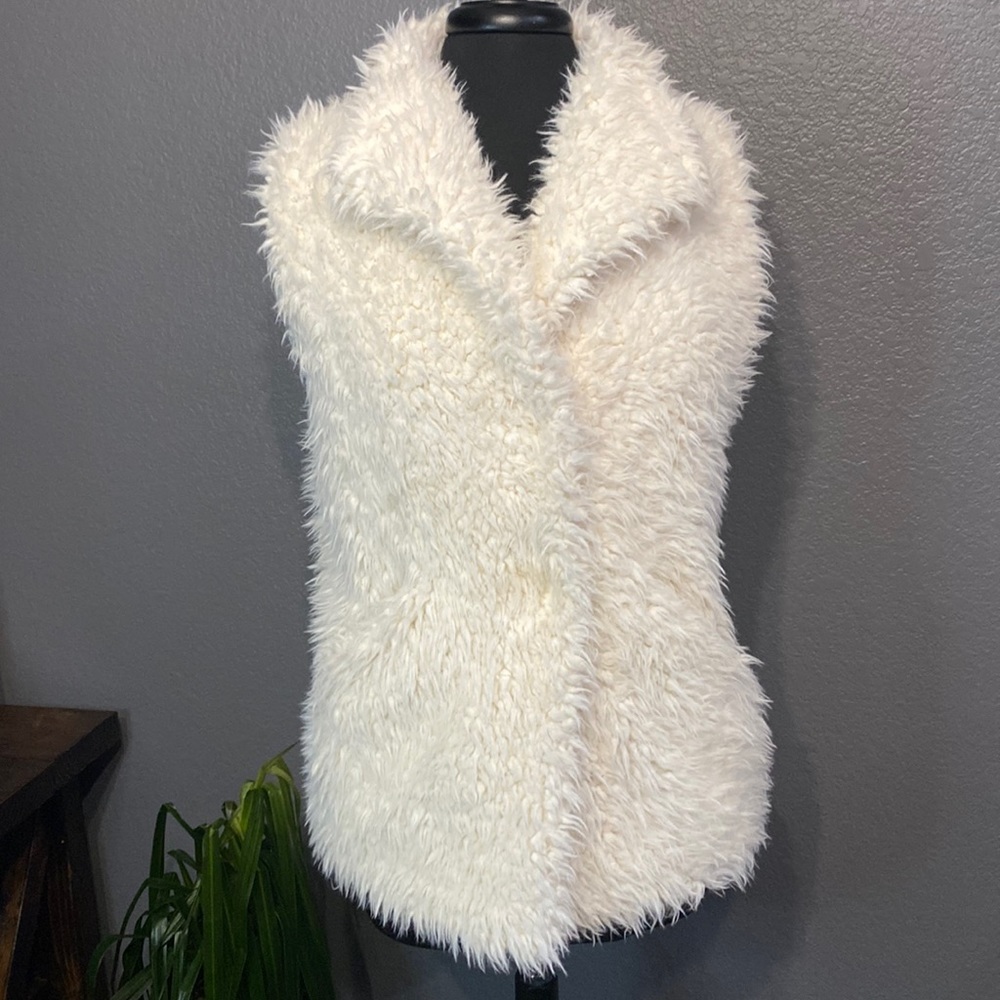 Pete & Greta by Johnny Was Cream Fur Vest Size Small 1053